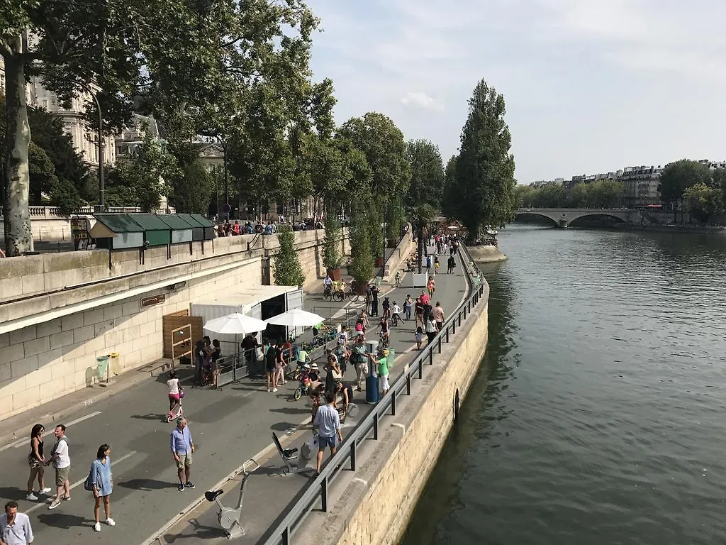 Home Saint Paul Paris 0*,  France
