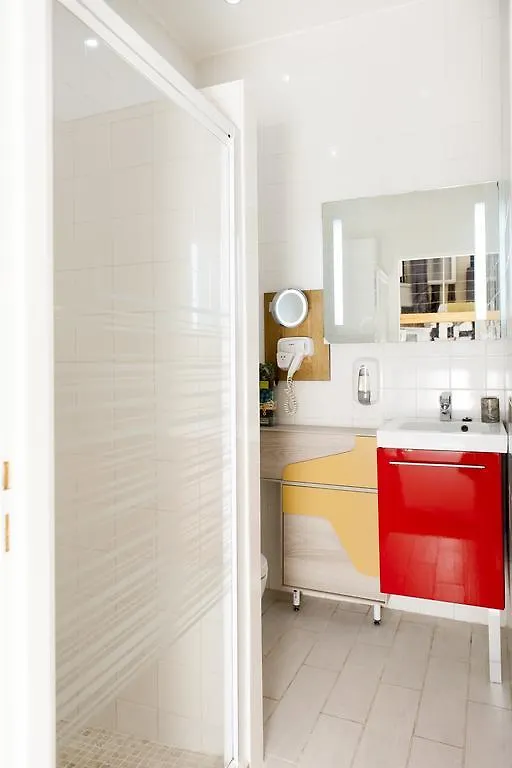Apartment Home Saint Paul Paris France